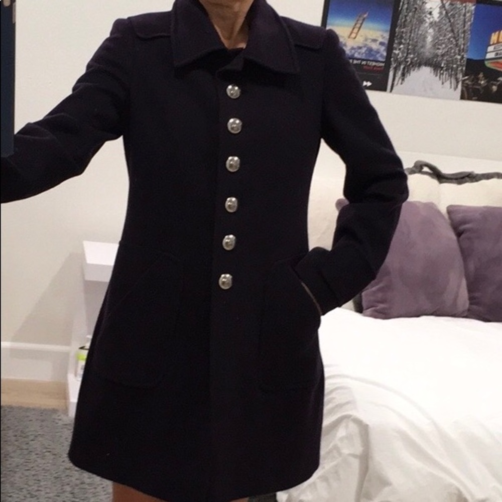 Tahari wool winter coat length is above the knee